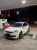Volkswagen Golf 1.4 TSI Highline r-line | 160 PS | Bi-Xenon - Volkswagen Golf: Tsi 160 Ps