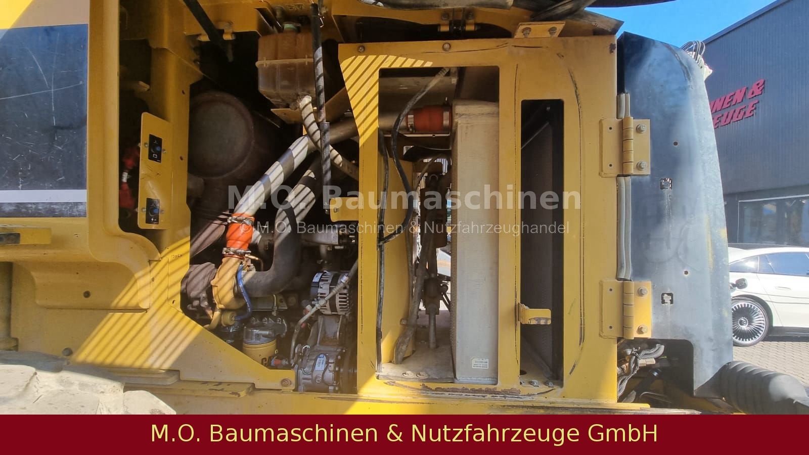 Fahrzeugabbildung CAT 930G / ZSA / SW / Kamera