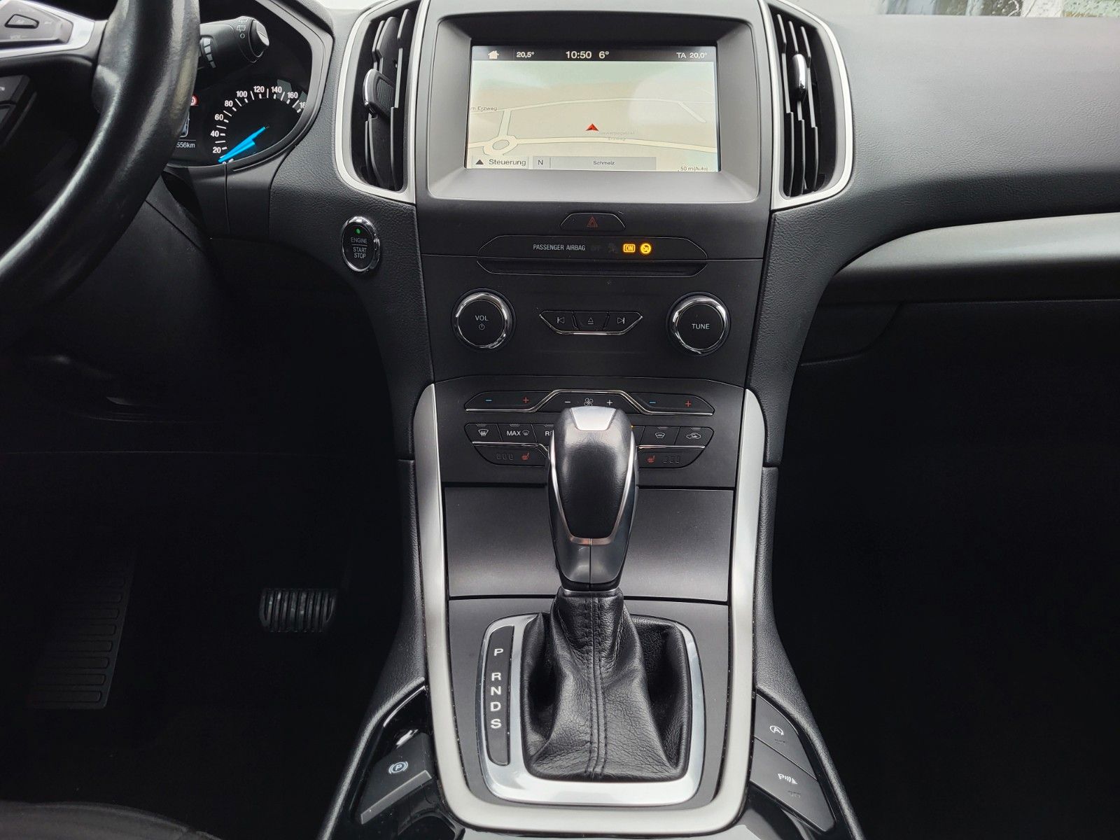 Fahrzeugabbildung Ford S-Max S-MAX Business Autom., Standheizung