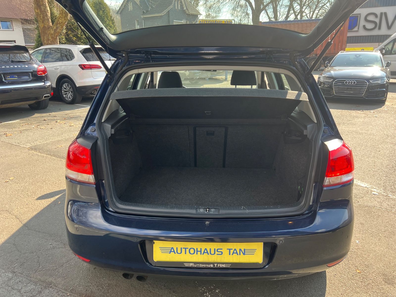 Fahrzeugabbildung Volkswagen Golf VI 1.4 TSI Comfortline *SCHECKHEFT BEI VW*