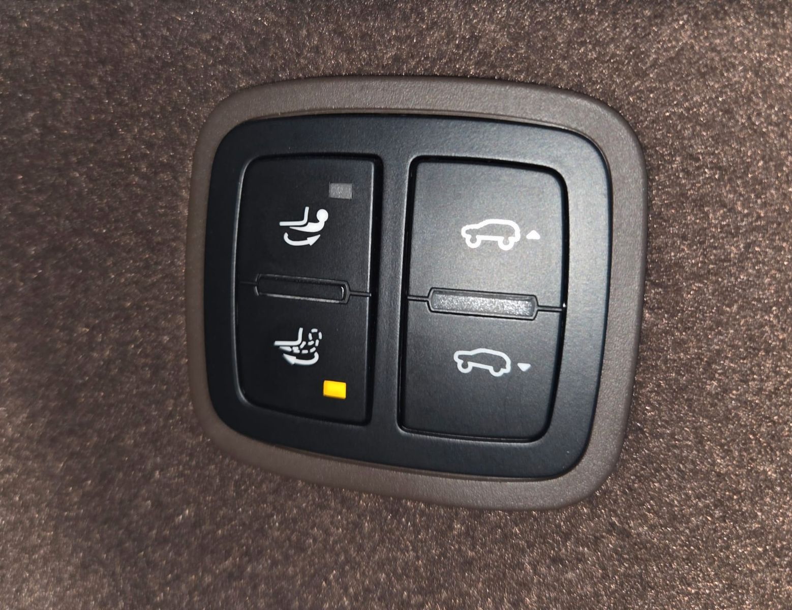 Fahrzeugabbildung Porsche Macan Turbo Scheckheft Porsche Leder exklusive