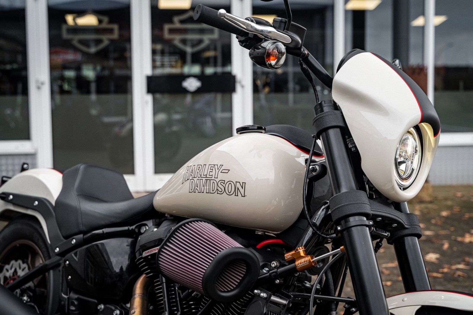 Fahrzeugabbildung Harley-Davidson TORXSTER FXLRS LOW RIDER S 148 CUI - JEKILL&HYDE