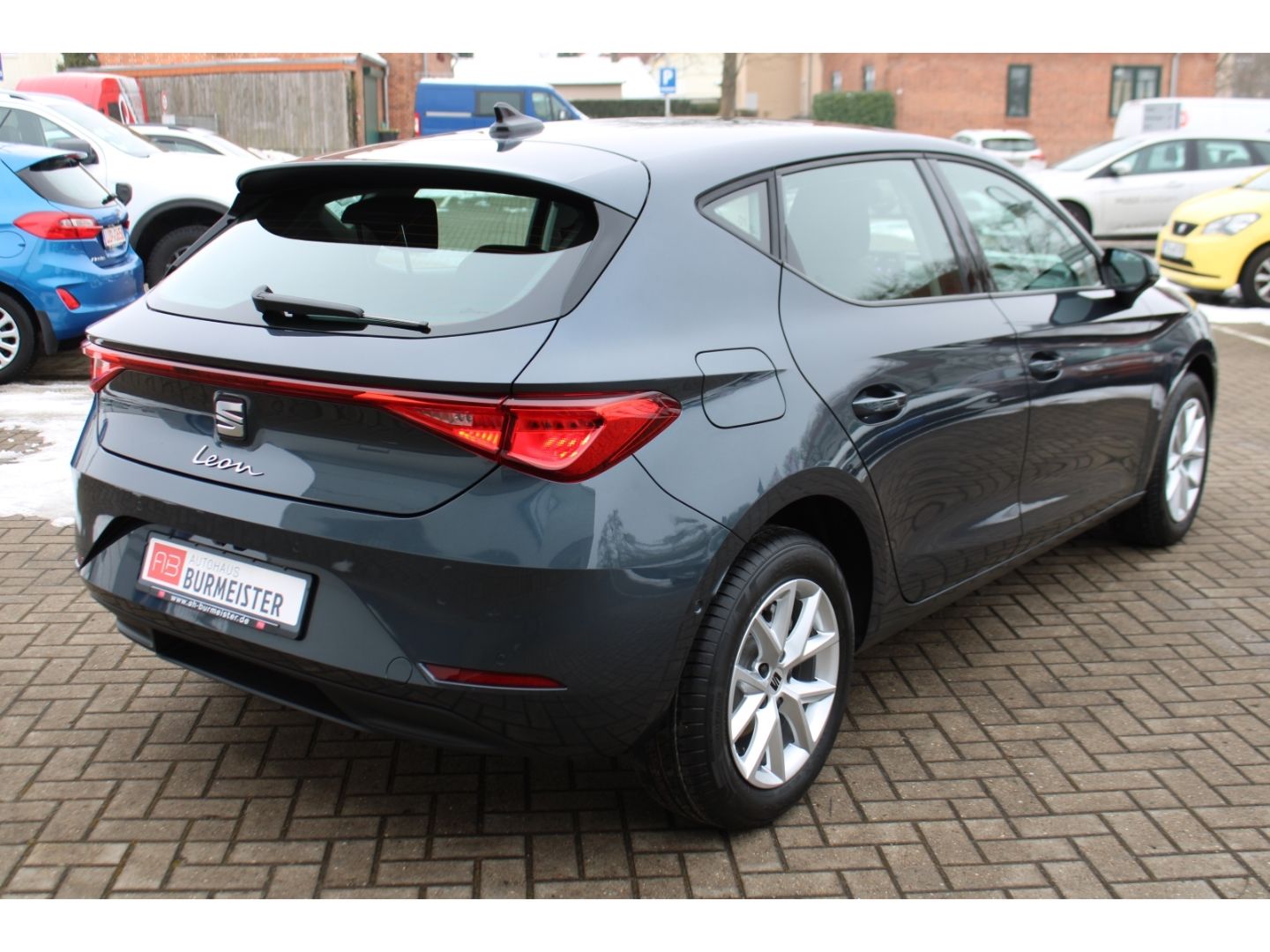 Fahrzeugabbildung SEAT Leon 1,5 TSi Style ACC LED Navi FullLink DAB RFK