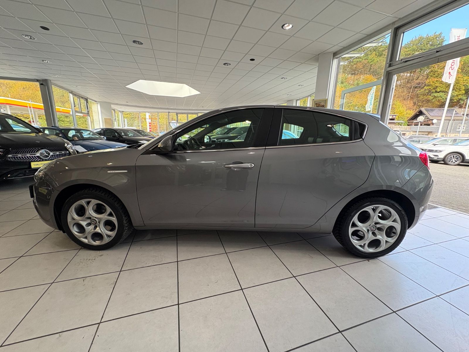 Fahrzeugabbildung Alfa Romeo Giulietta Super *RÜCKFAHRKAMERA*