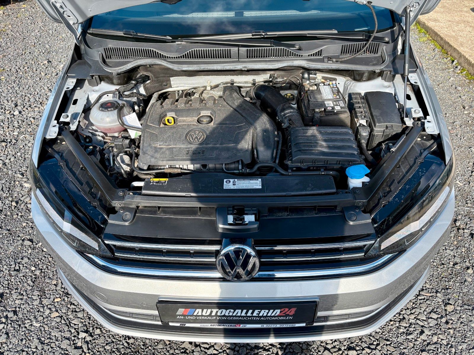 Fahrzeugabbildung Volkswagen Golf Sportsvan VII 1.5 TSI DSG Klima PDC 2.HAND