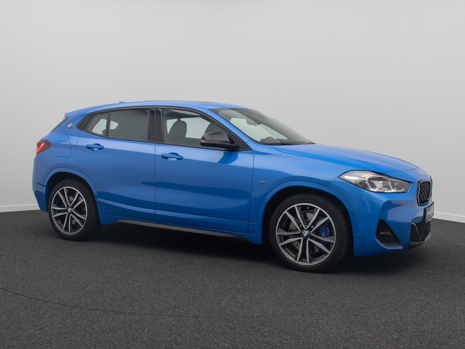 Fahrzeugabbildung BMW X2 M35i HUD DAB Kamera ACC Komfort Panorama HiFi