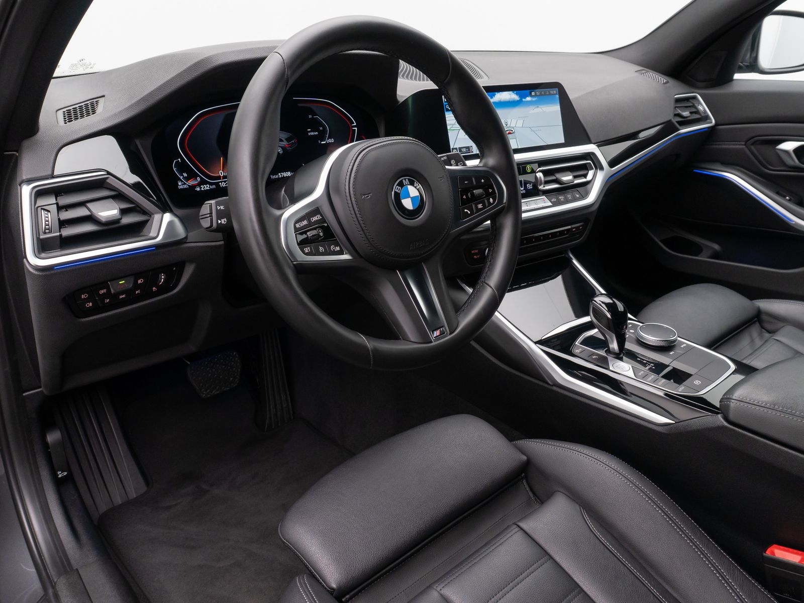 Fahrzeugabbildung BMW 320d Sport Line HUD DAB Kamera Alarm HiFi Leder