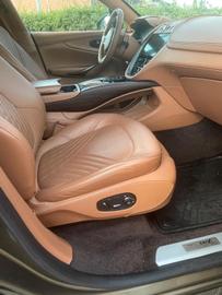 صورة مصغرة 14 لـ 2021 Aston Martin DBX