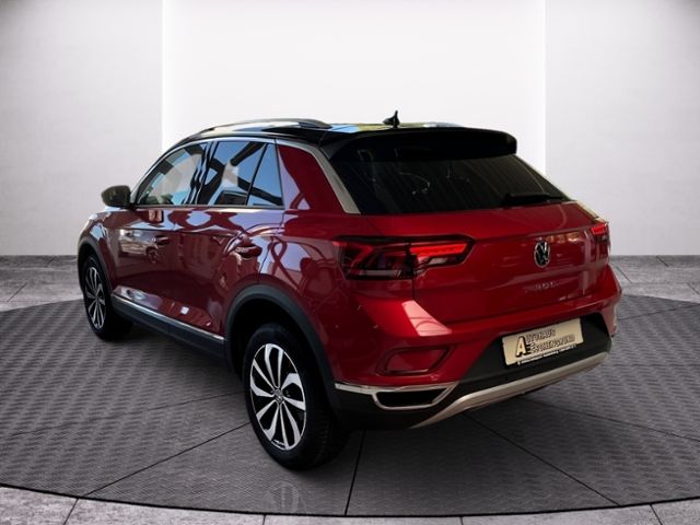 Fahrzeugabbildung Volkswagen T-Roc 1.5 TSI DSG STYLE GJR AHK NAVI IQ.DRIVE