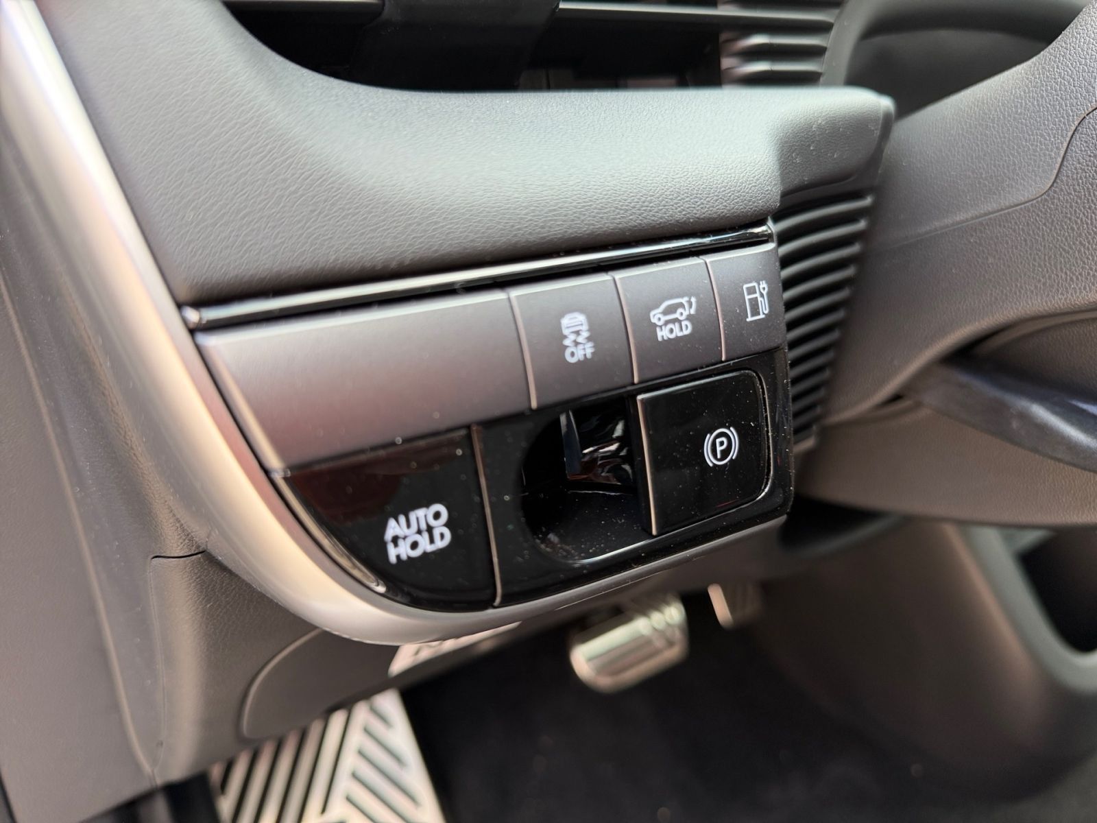 Fahrzeugabbildung Hyundai IONIQ 5 Uniq Elektro 84 kWh 4WD Park-Paket