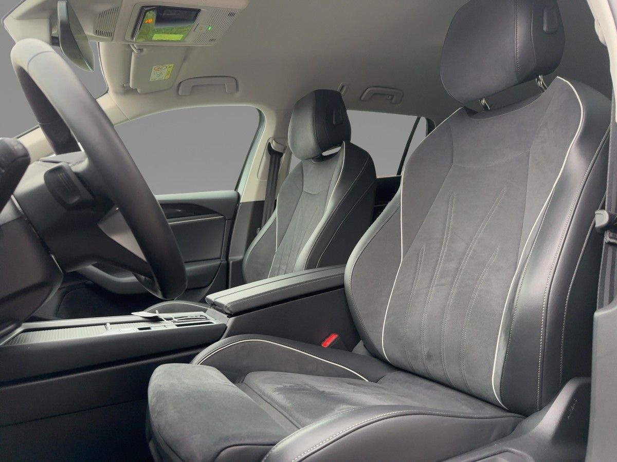 Volkswagen Passat Variant - Bild 9