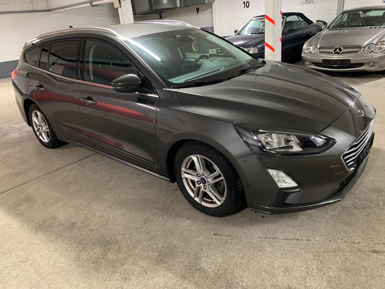 Ford Focus Turnier Cool & Connect NAVI-PDC-TEM.-GAR.