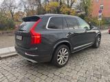 Volvo XC 90 Inscription AWD*B&W*360°Kam*HeadUp*Panoram - gebrauchte Volvo XC90 aus dem Jahr 2018