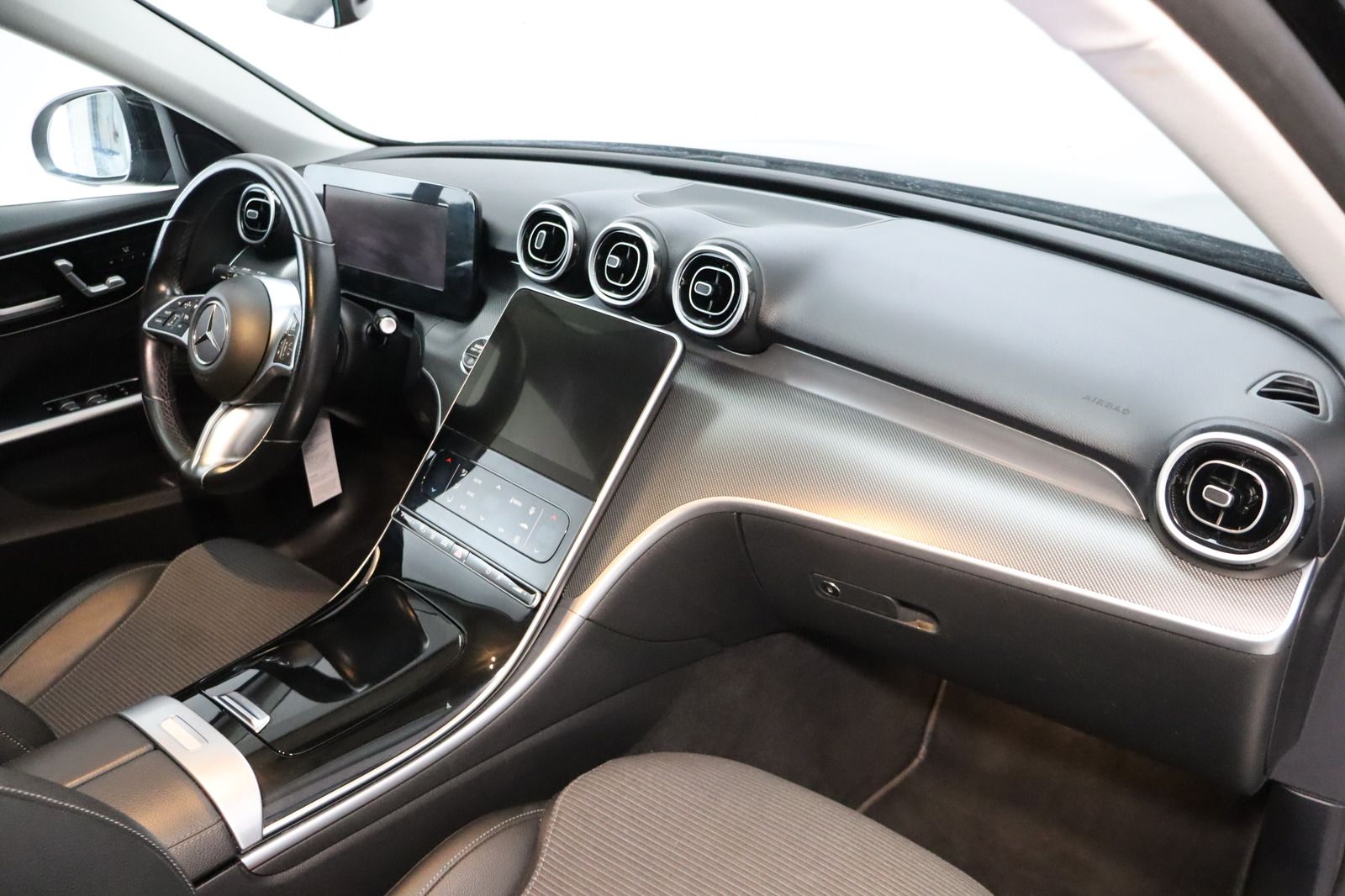 Fahrzeugabbildung Mercedes-Benz C 220 T d * LED * Standhzg. *