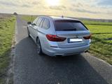 BMW 540i xD, Tour. Std.H, HK-Audio.Headup.Stdh, 4zKl - BMW 540 von privat