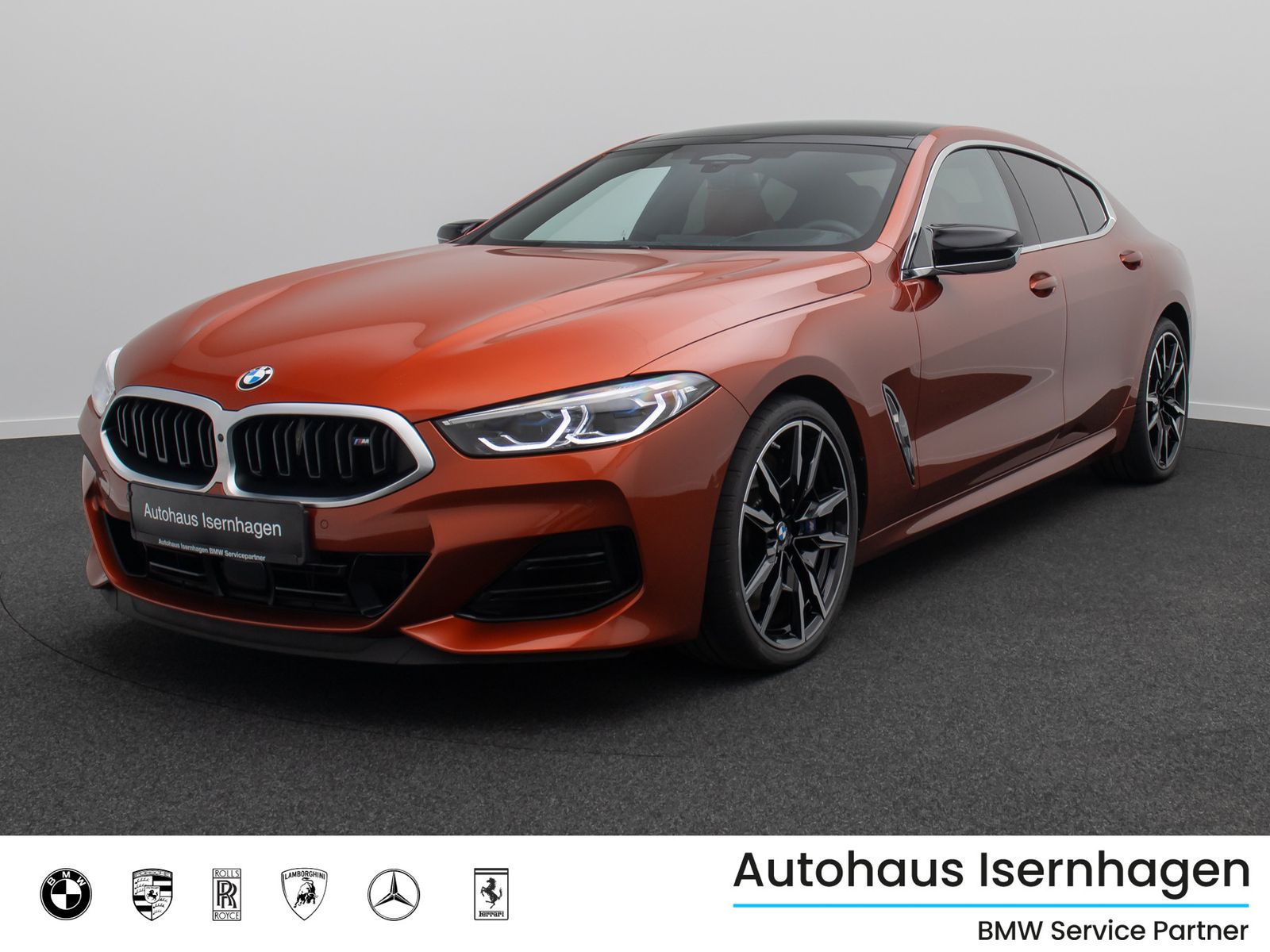 Fahrzeugabbildung BMW M850i xD Gran Coup&eacute; Panorama Individual B&W Voll