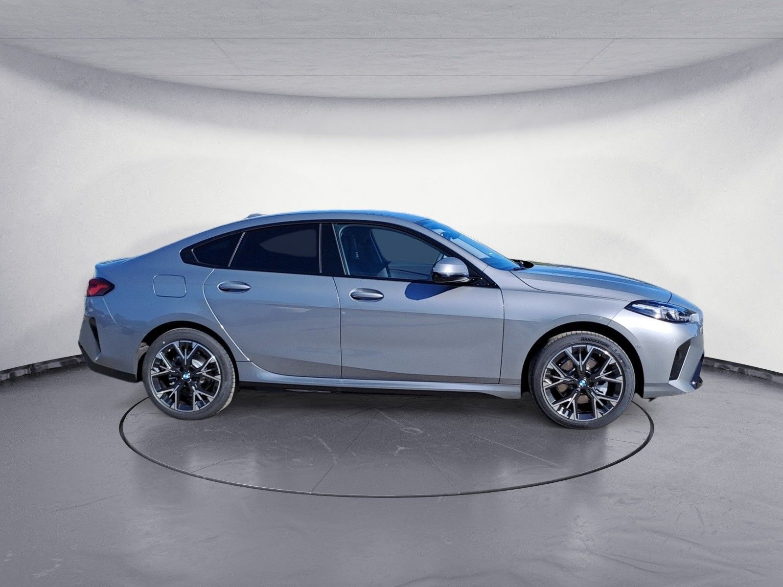 BMW 216 Gran Coupé - Bild 6