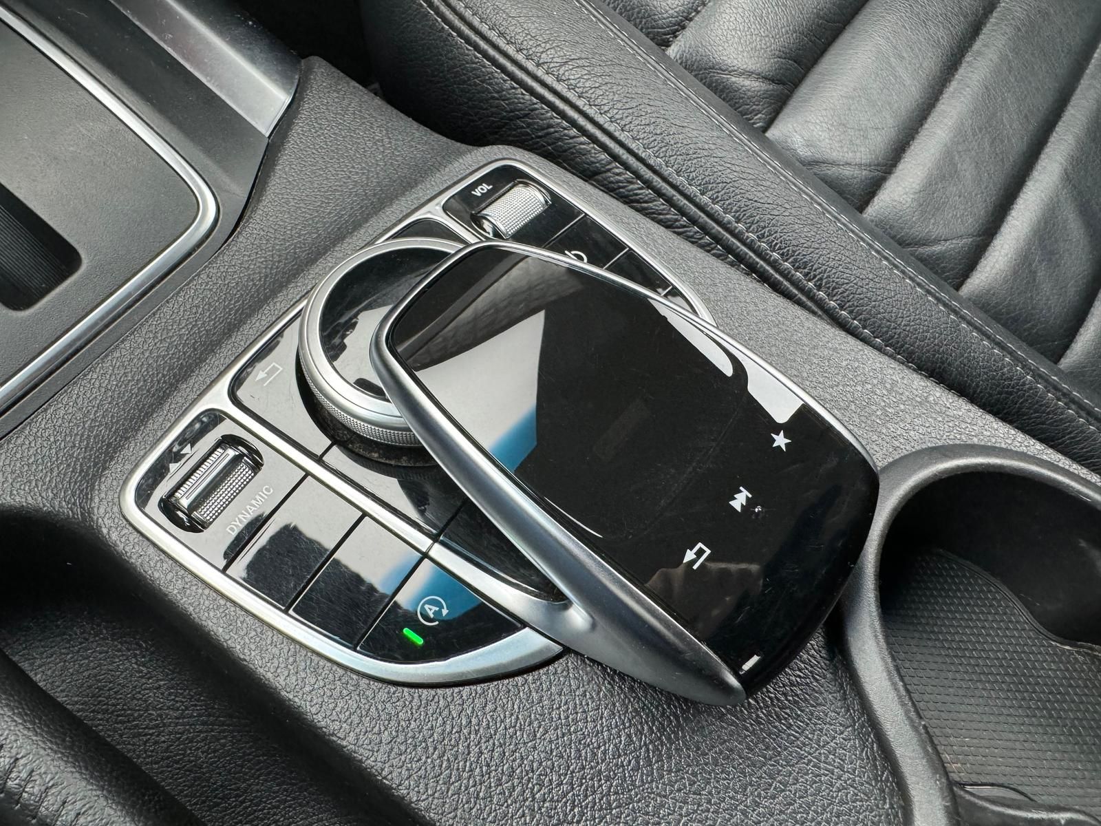 Fahrzeugabbildung Mercedes-Benz X350d POWER/4MATIC/STANDHZ/LED/KEYLES/360°/AHK