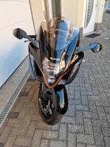 Suzuki GSX1300R - SUZUKI GSX R 1300