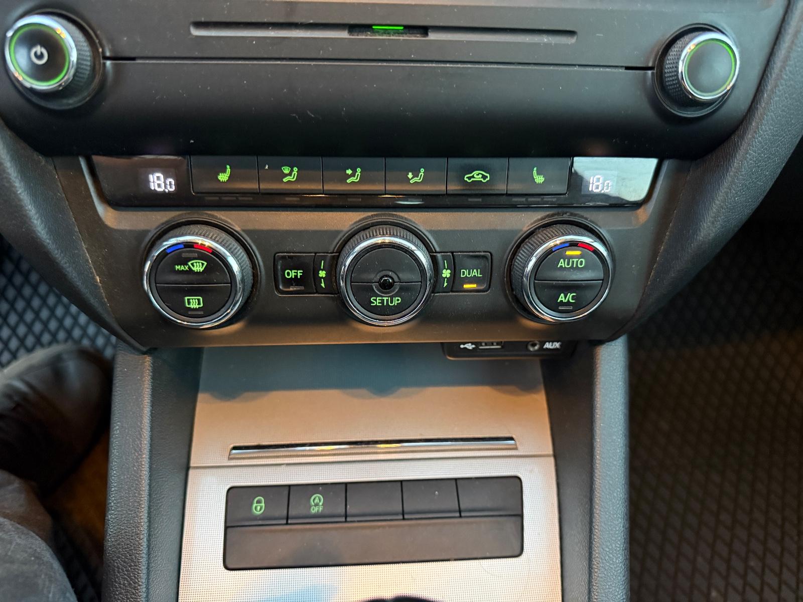 Skoda Octavia 2014 — photo 9