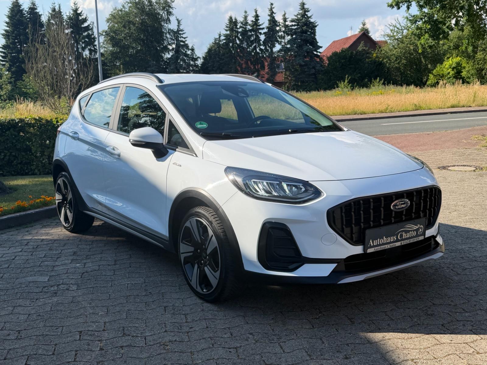 Ford Fiesta Active, LED,