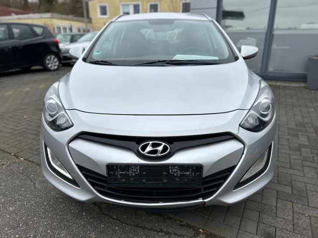 Hyundai i30 cw Motor+Getriebe Top, Fahrbereit