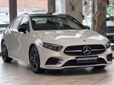 Mercedes-Benz A 220 Lim. AMG Line PANO MBUX KAMERA LED NIGHT - gebrauchte Mercedes-Benz A 220 aus dem Jahr 2019