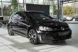 Volkswagen Golf GTD DSG *19 *DYNAUDIO *Pano *Kam *DCC *AHK - Gebrauchtwagen in Solingen