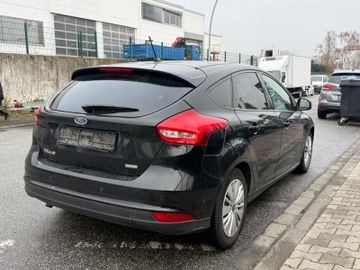 Ford Focus - 4