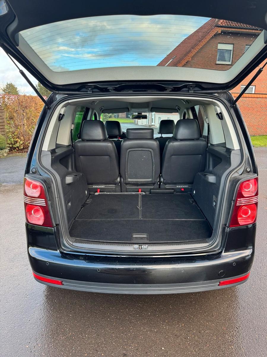 Volkswagen Touran 2009 — photo 10