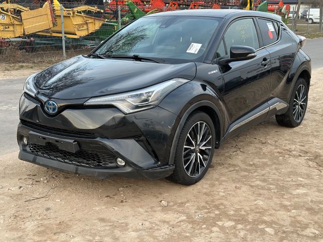 Toyota C-HR Hybrid Style Selection