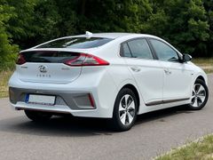 Fahrzeugabbildung Hyundai IONIQ Elektro Premium *Kamera*Totwinkel*ACC*LED*