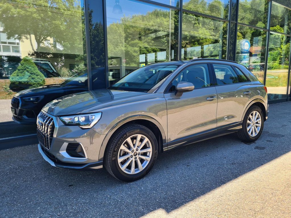 Image of Audi Q3