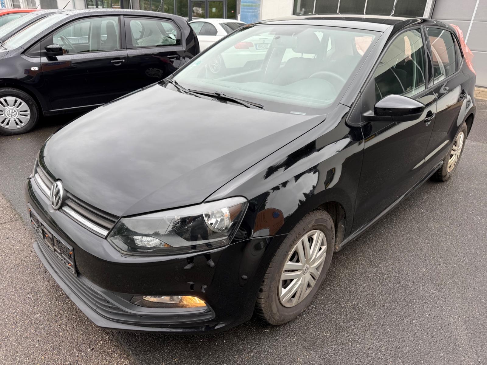 Volkswagen Polo V 1.0 Trendline Klimaanlage Heckschaden