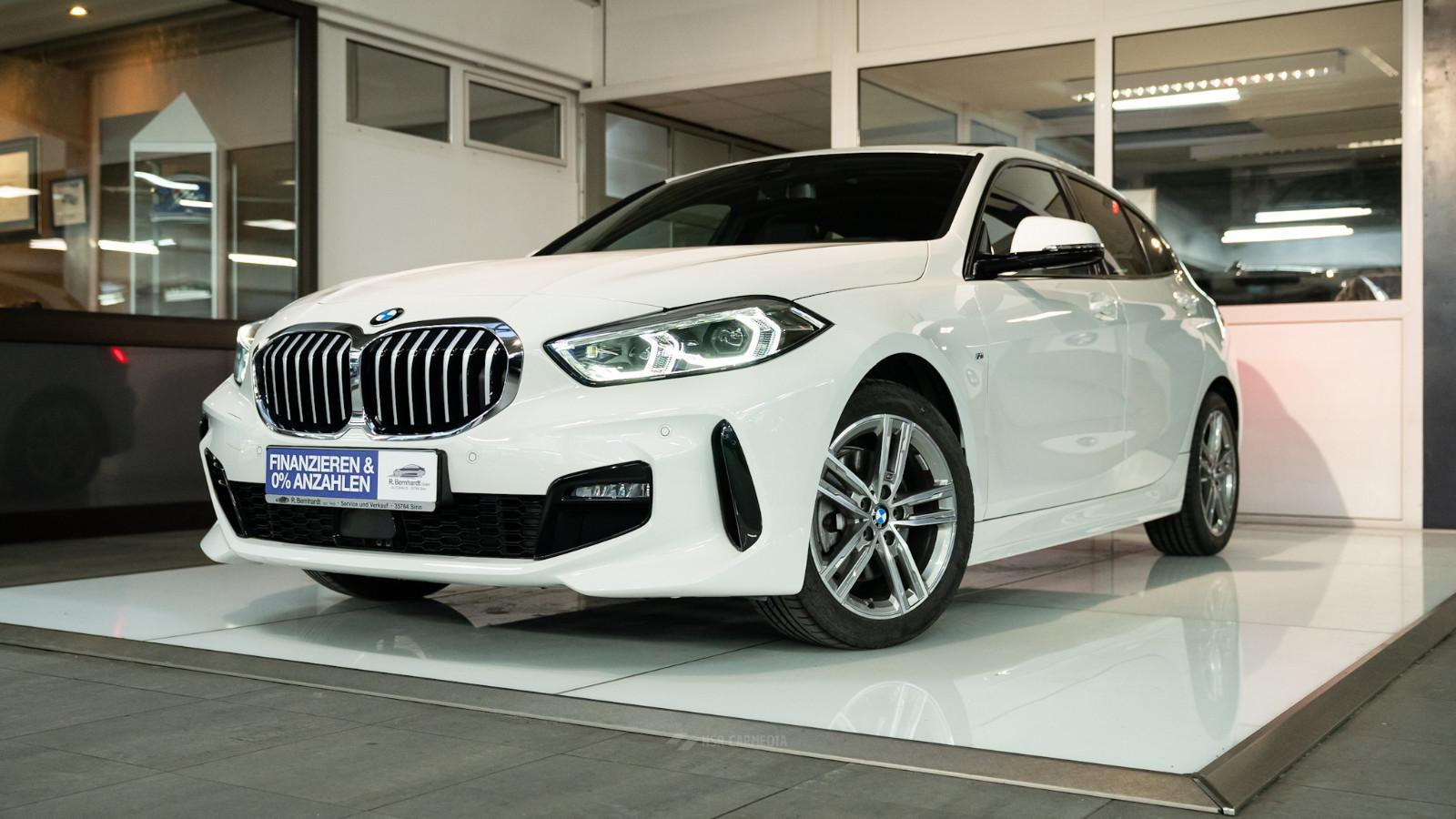 BMW 118i M Sport PanoDach AdapLED DrivAssis DAB uvm.