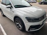 Volkswagen Tiguan 2.0 TSI 132kW DSG 4MOTION R LINE AHK