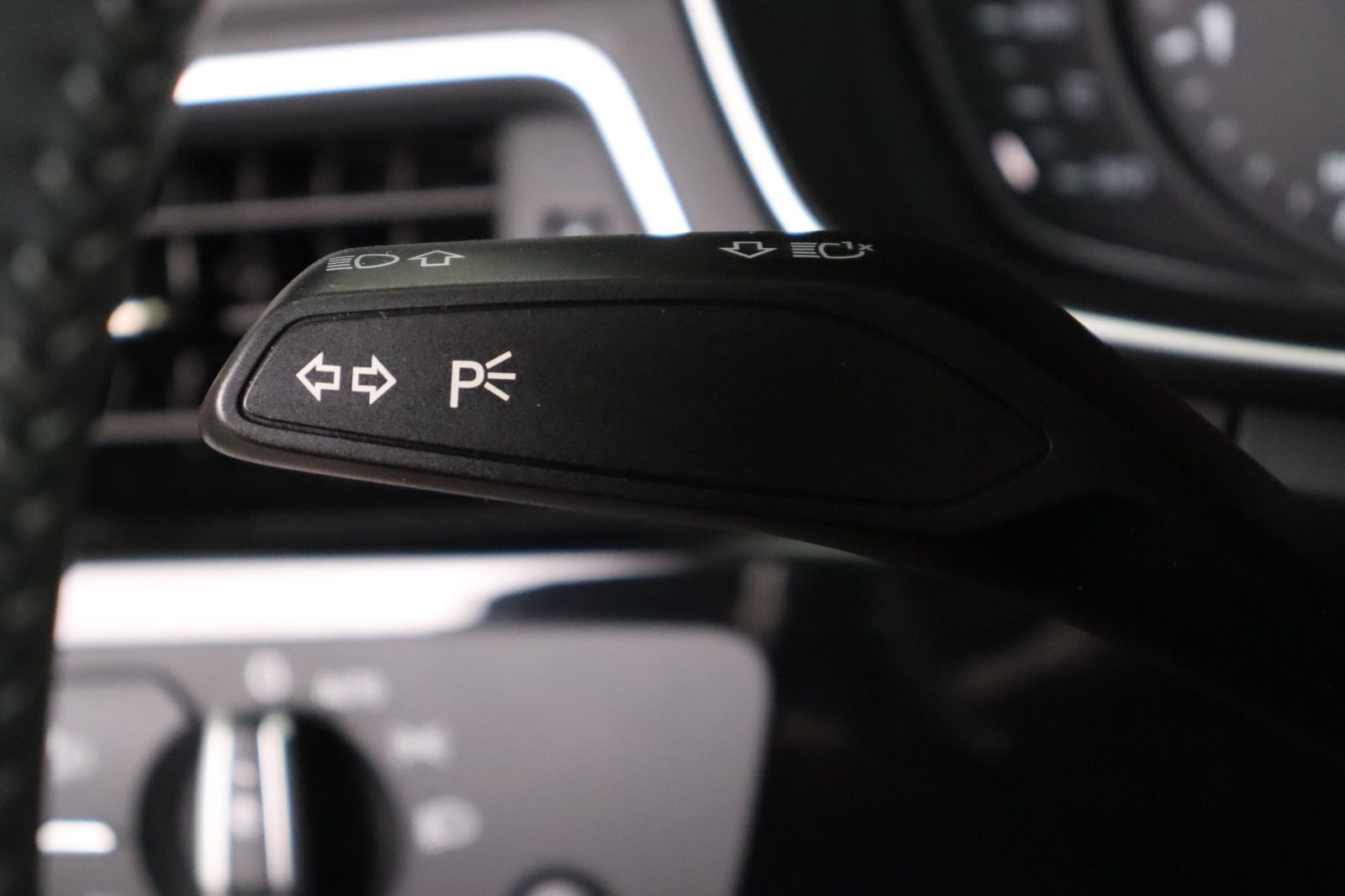 Fahrzeugabbildung Audi A5 Sportback 3.0 TDI S-line