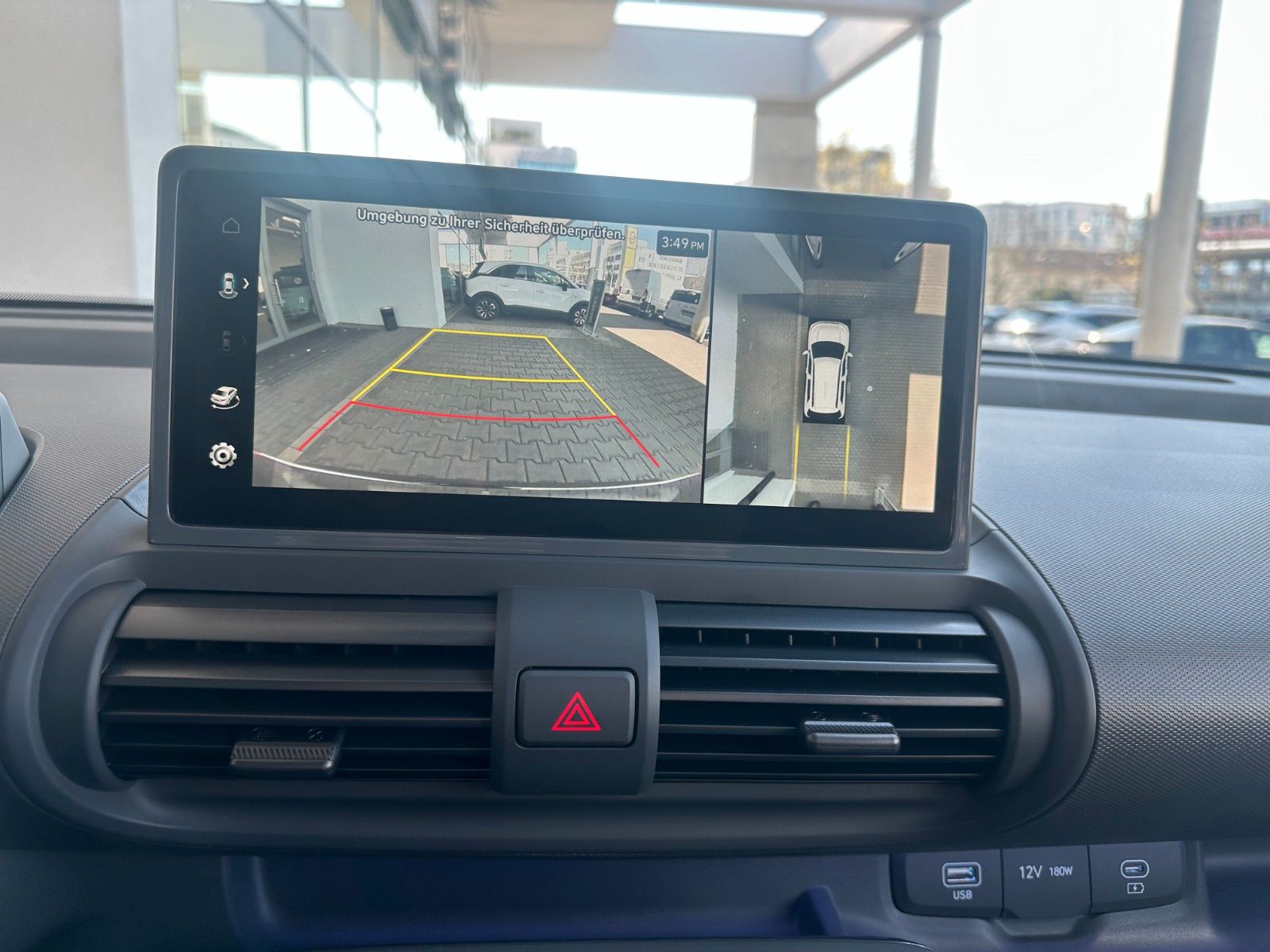 Fahrzeugabbildung Hyundai INSTER Cross 49kWh  Navi/SHZ/Effizienz-Paket!