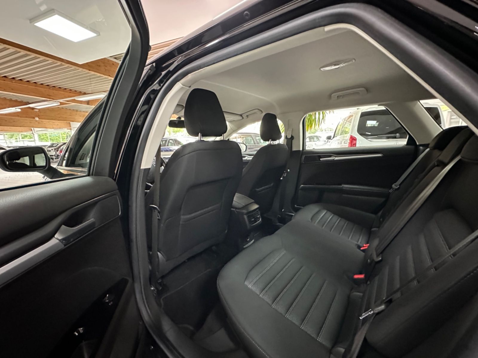 Fahrzeugabbildung Ford Mondeo Turnier Trend *Automatik*