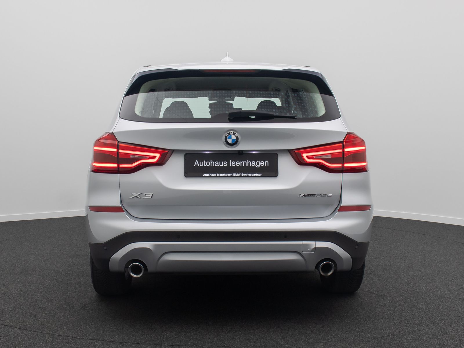 Fahrzeugabbildung BMW X3 xD30e Kamera DAB DriveAs Cockpit+ Geschwindig