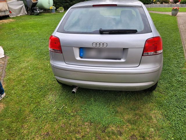 Audi A3 1.6 Benzin