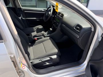 Volkswagen Golf - 9