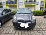 Toyota Yaris 1,0-l-VVT-i Luna Luna - 8-Sitzer Autos bis 5.000 Euro