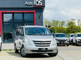 Hyundai H-1  Premium Automatik 8 Sitzer/Standheizug.Aut. - graue Hyundai H-1
