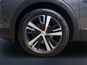 Peugeot 3008 1.2 PureTech 130 GT-Line NAVIKAMERAAHK