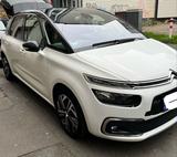 Citroën Citroen Picasso c4 - Citroën C4 mit Diesel-Antrieb: Kombi