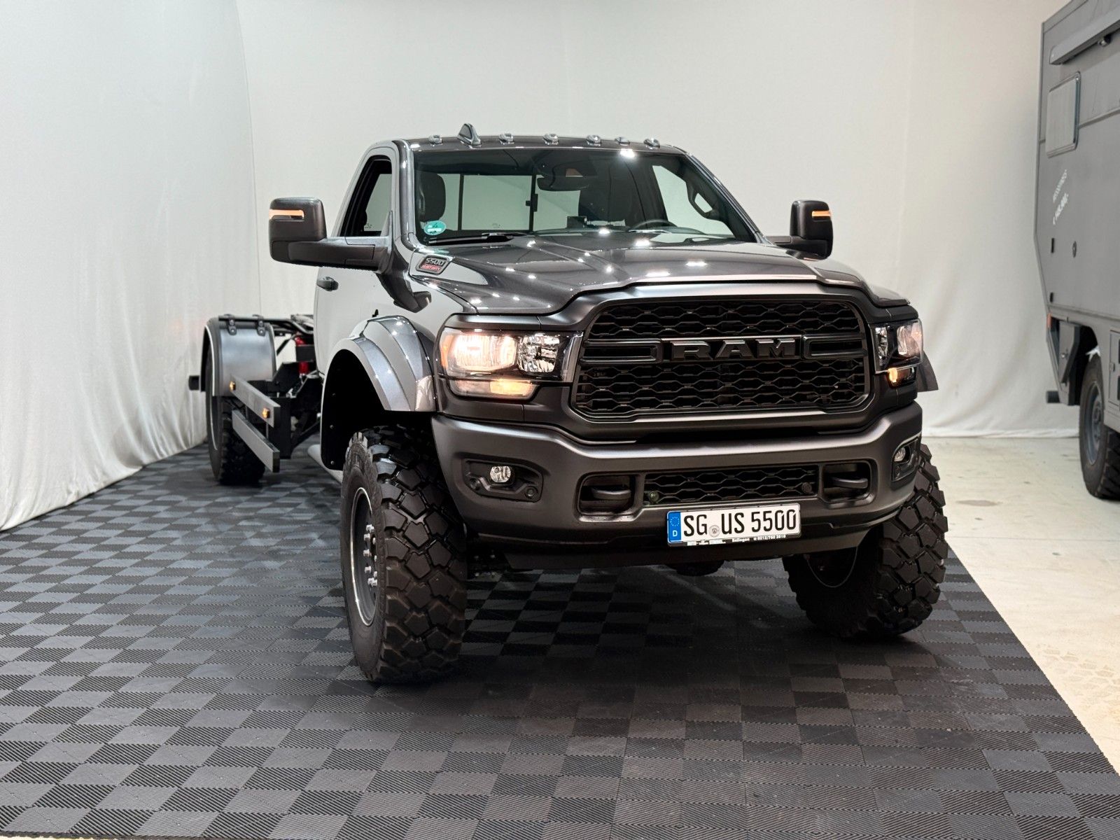 Fahrzeugabbildung Dodge RAM 5500 REG CAB Tradesman CHASSIS 2024