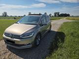 Volkswagen Touran 2.0 TDI 140kW DSG Highline Standheizung - Volkswagen Touran: 140