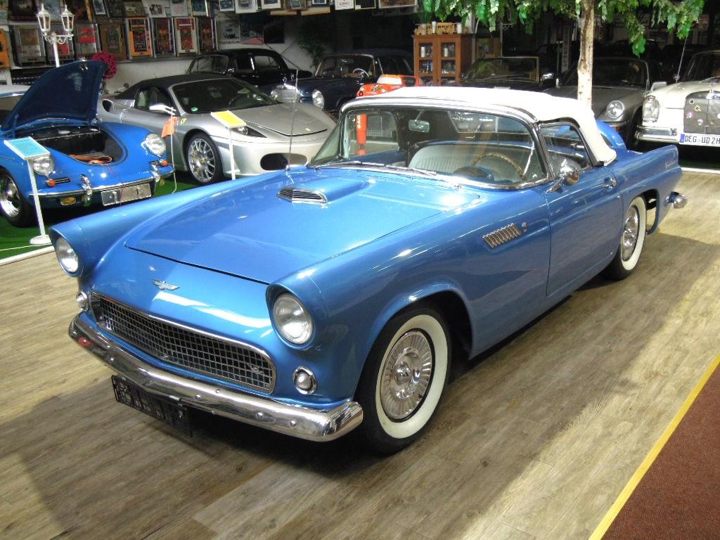 Ford Thunderbird