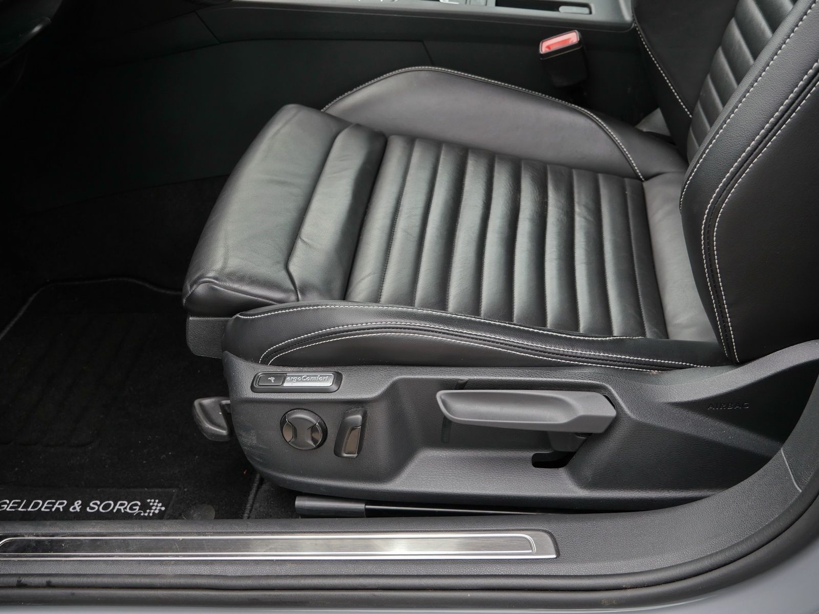 Volkswagen Passat Variant - Bild 22